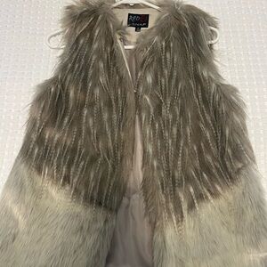 Red Snap, Small Faux Fur Vest, Small